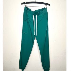 Figs Womens Zamora Jogger scrub pants. Size small. Color hunter green